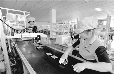 關鍵產品嚴重依賴進口  我國電子材料產業亟待升級