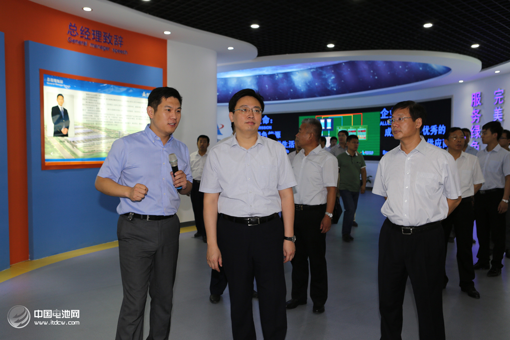 德州市委副書記代市長(zhǎng)陳飛到奧冠集團(tuán)進(jìn)行調(diào)研