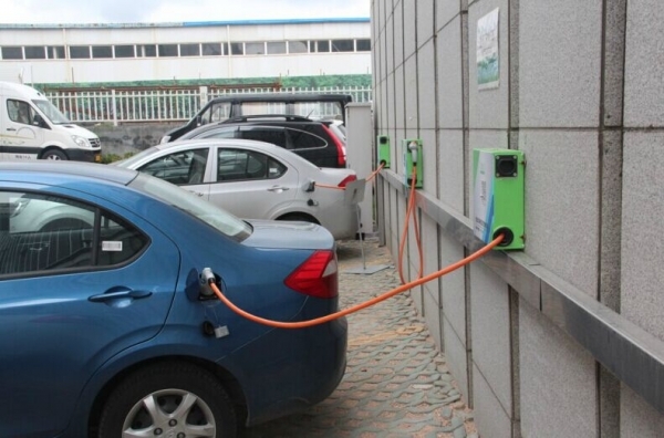 青島新能源汽車突破2000輛 購車最高補11.4萬 青島新能源汽車突破2000輛 購車最高補11.4萬