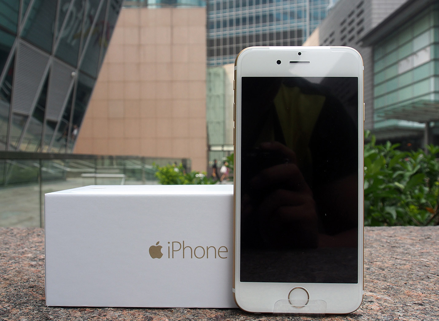 中國智能手機全球市占比下滑 需求變革倒逼廠商創(chuàng)新