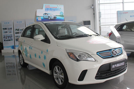 北汽集團(tuán)新電動車采用三元鋰電池充電僅需3分鐘  北汽集團(tuán)新電動車采用三元鋰電池充電僅需3分鐘  