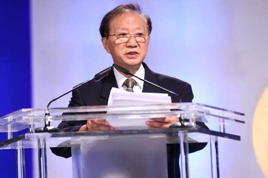 陳清泰院士:燃料電池是燃油技術的革命性替代 陳清泰院士:燃料電池是燃油技術的革命性替代