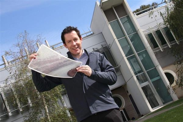 3D打印太陽(yáng)能電池板薄如紙 可為整棟樓供能