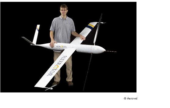 這種漁業無人機能在空中飛兩天