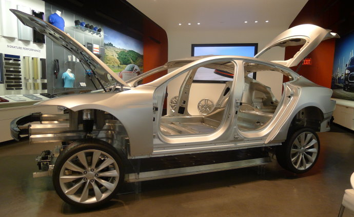 特斯拉安全存疑 銷量不佳深陷漩渦 未來可期? 特斯拉安全存疑 銷量不佳深陷漩渦 未來可期?