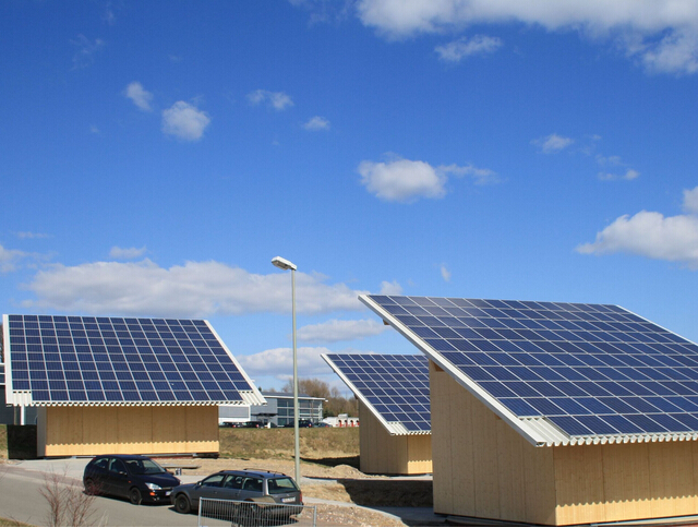 多晶硅加工貿(mào)易進(jìn)口“限令”實(shí)施一周年 光伏上下游業(yè)績兩重天