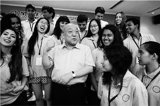 魯冠球隨國家領導人四年三度訪美 新能源汽車利好多大？