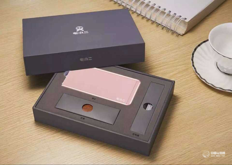 世界需要玫瑰金來拯救!電小二“新伴侶”10月10日發售 世界需要玫瑰金來拯救!電小二“新伴侶”10月10日發售