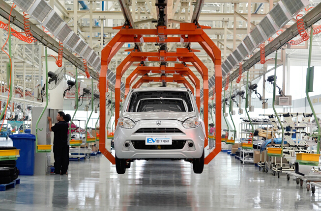 新老車企覬覦電動車生產資質 產業資本密集涌入