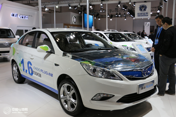 上汽集團亮相2015年節能與新能源汽車產業發展成果展 上汽集團亮相2015年節能與新能源汽車產業發展成果展