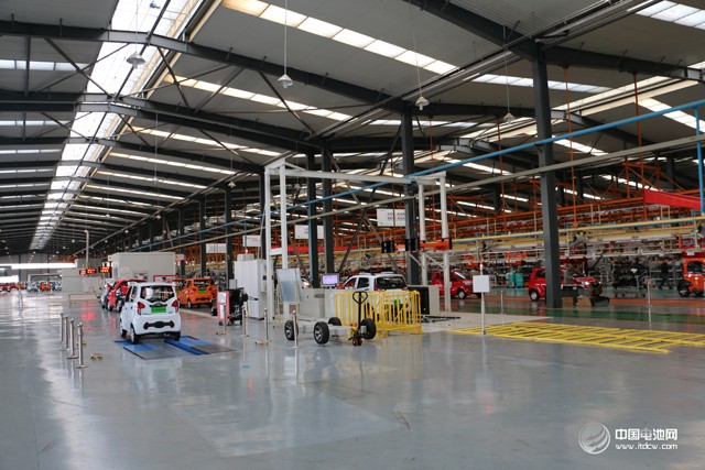 低速電動汽車華麗逆襲  山東麗馳汽車們火了！