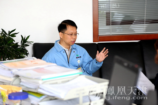 力神公司執行副總裁侯小賀