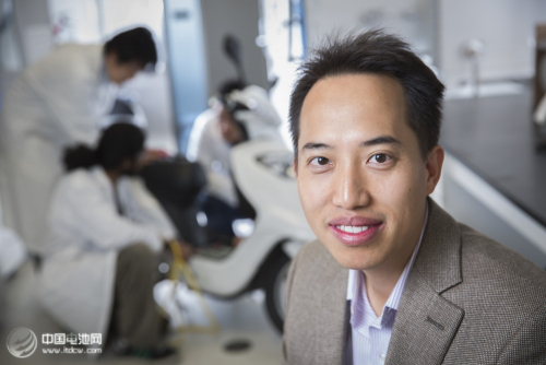 加拿大滑鐵盧大學(xué)應(yīng)用納米材料與清潔能源實(shí)驗(yàn)室陳忠偉 加拿大滑鐵盧大學(xué)應(yīng)用納米材料與清潔能源實(shí)驗(yàn)室陳忠偉