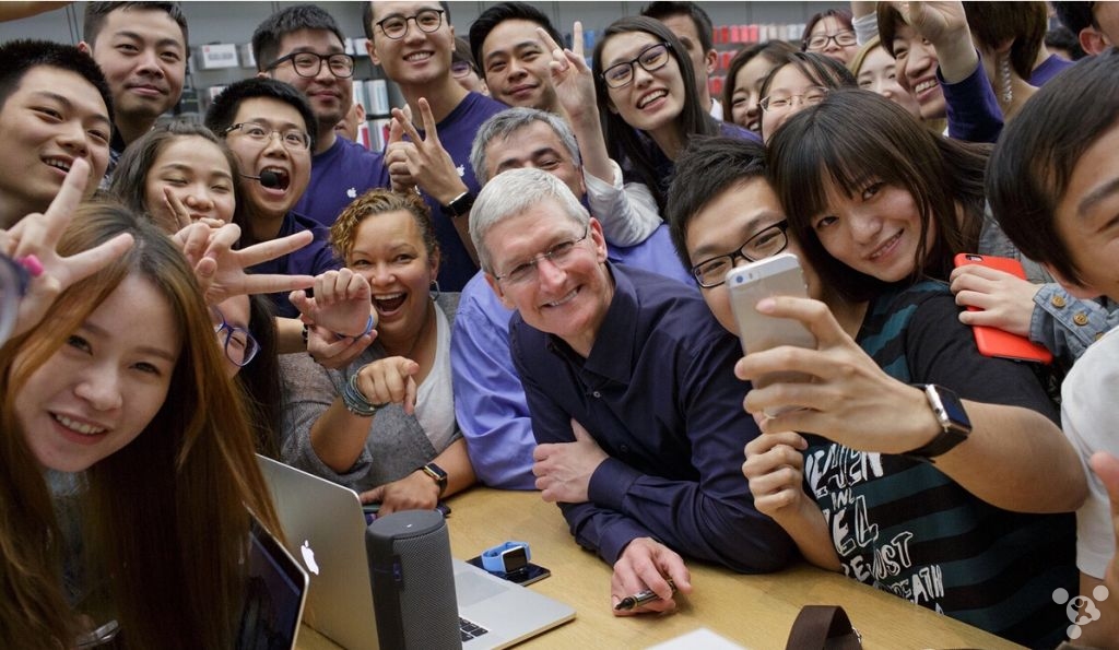 10月份蘋果iPhone智能手機(jī)在中國(guó)銷售情況良好