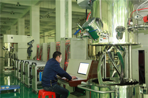 中科泰能科技"超級電池" 完工 充放電次數超5000次 中科泰能科技"超級電池" 完工 充放電次數超5000次