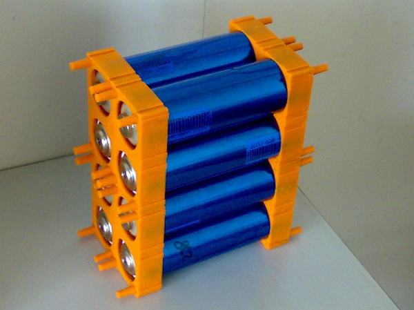 威力新能源年產8000萬Ah磷酸鐵鋰動力電池項目投產