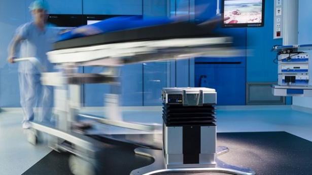 帥福得鋰電池為思泰瑞（Steris） Gmax? 智能手術臺供電