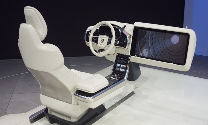 2015年洛杉磯車展上發布的Concept 26概念車。 2015年洛杉磯車展上發布的Concept 26概念車。