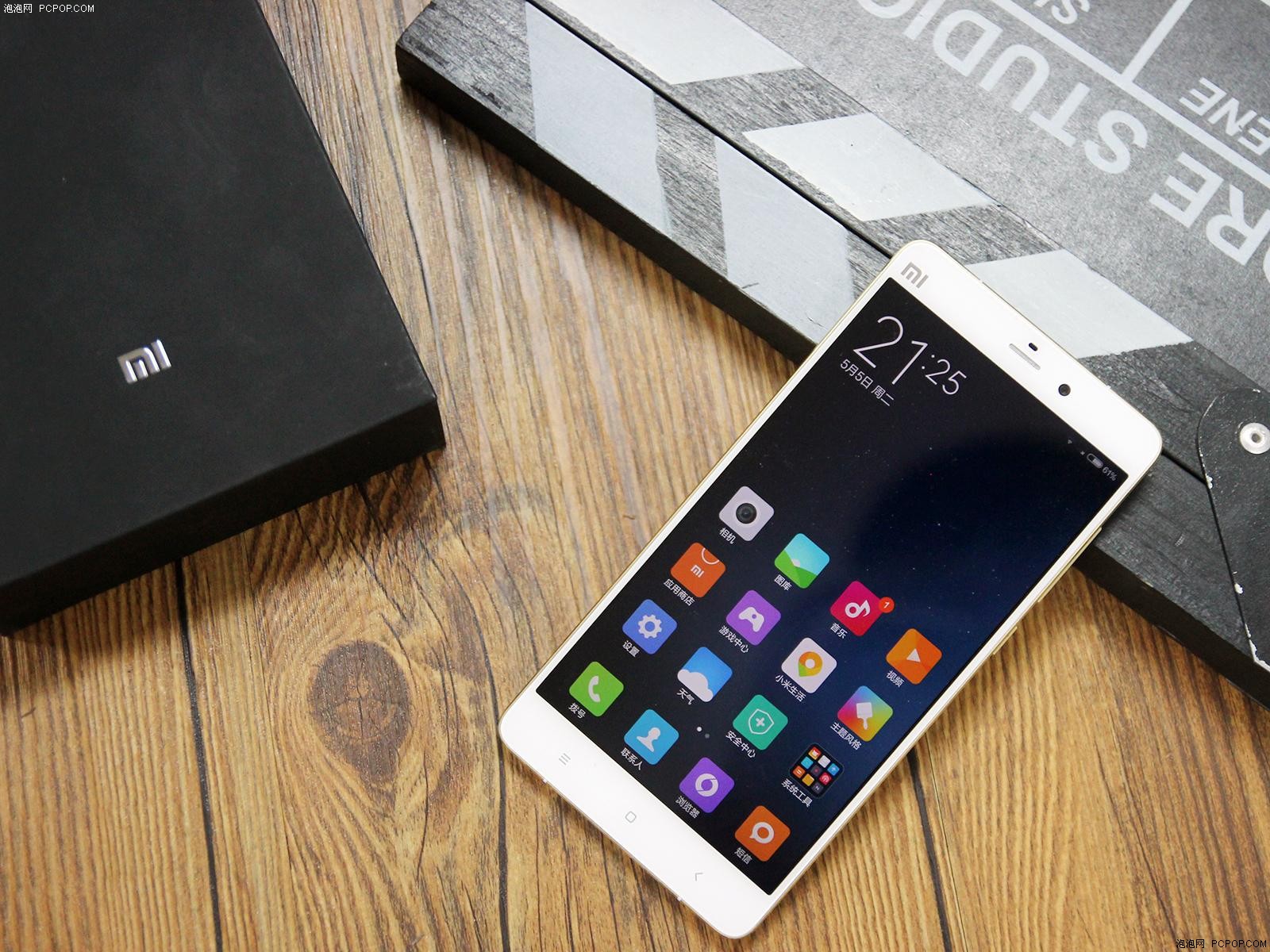 小米手機維持中國智能手機王者地位 面臨華為挑戰(zhàn)