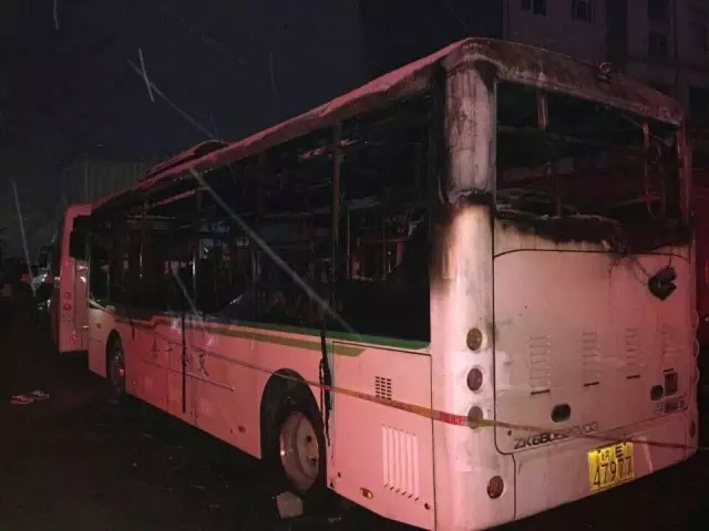 江西上饒純電動(dòng)客車(chē)燃燒案:系被引燃 電池系統(tǒng)未著火 江西上饒純電動(dòng)客車(chē)燃燒案:系被引燃 電池系統(tǒng)未著火