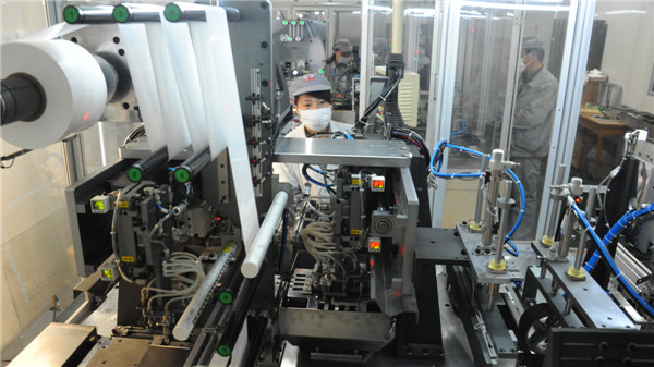 春蘭新能源兩項(xiàng)動(dòng)力電池產(chǎn)品獲江蘇省高新技術(shù)產(chǎn)品認(rèn)定 春蘭新能源兩項(xiàng)動(dòng)力電池產(chǎn)品獲江蘇省高新技術(shù)產(chǎn)品認(rèn)定