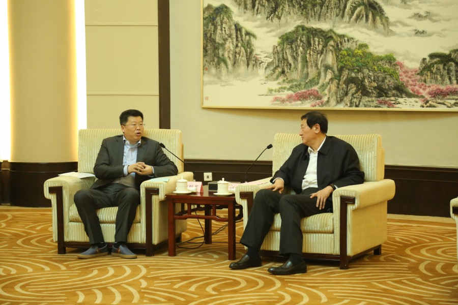 沈陽市長潘利國與邱則有會見座談