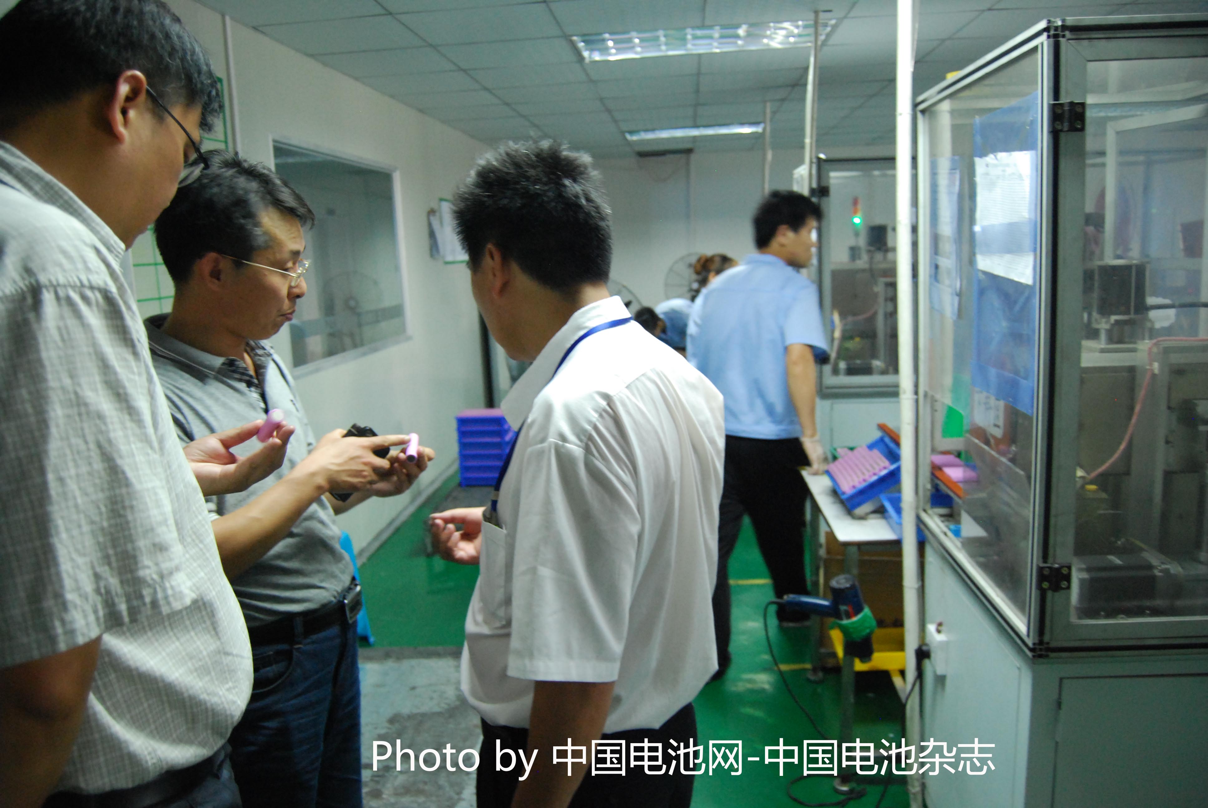 中國電池網一行在江西福斯特集團調研 中國電池網一行在江西福斯特集團調研
