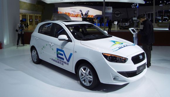 再入政策蜜月期 新能源汽車高位調(diào)整 再入政策蜜月期 新能源汽車高位調(diào)整