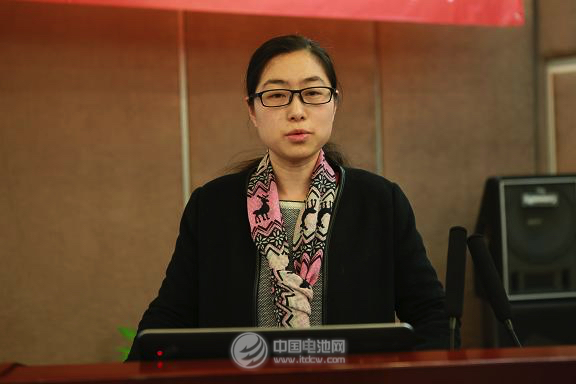 中航鋰電研究院王楠工程師發言