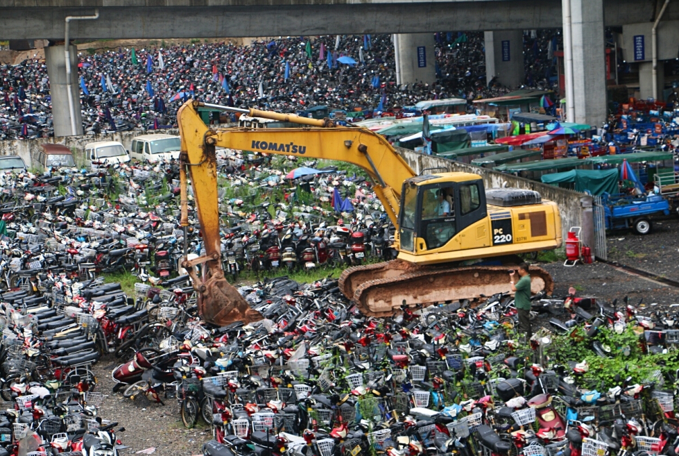 深圳史上最嚴“禁摩限電”行動 電動三輪車該不該禁？