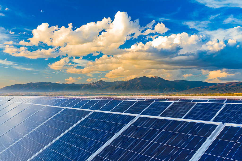 我國科學(xué)家研發(fā)雨天發(fā)電的太陽能電池 解決全天候發(fā)電