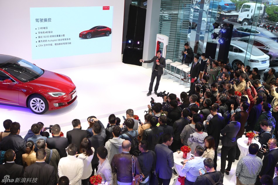 特斯拉新版Model S亮相：在中國防霧霾？并改進外觀