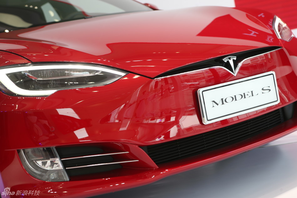 特斯拉新版Model S亮相：在中國防霧霾？改進外觀