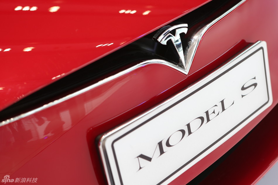 特斯拉新版Model S亮相：在中國防霧霾？改進外觀