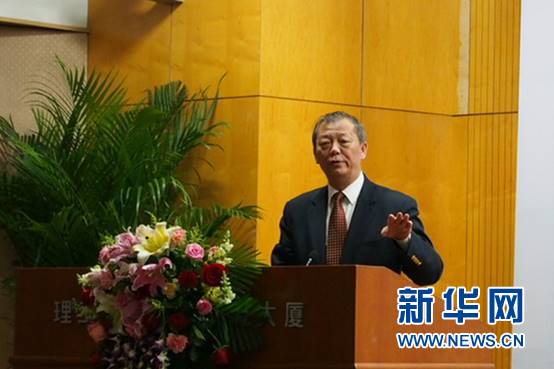 國務(wù)院參事室特約研究員、原國家統(tǒng)計局總經(jīng)濟師姚景源 