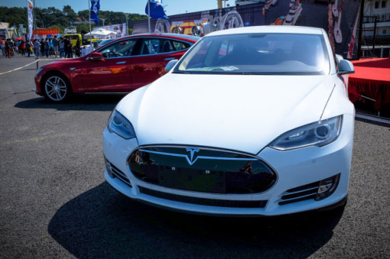 特斯拉首季虧損 2018年欲實現年產50萬輛電動車