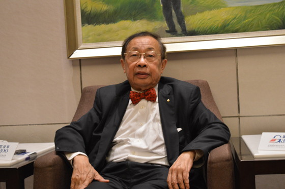 陳清泉院士:發(fā)展電動(dòng)汽車要靠核心技術(shù)和市場(chǎng)需求 陳清泉院士:發(fā)展電動(dòng)汽車要靠核心技術(shù)和市場(chǎng)需求