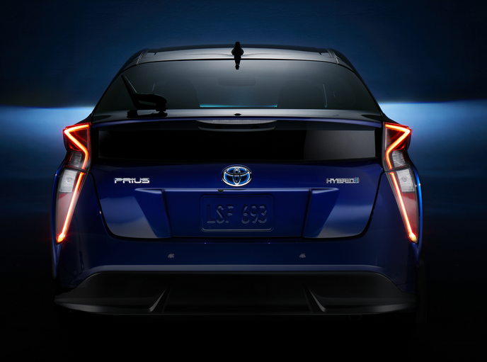 搭載8.8kWh鋰電池 可太陽能充電的普銳斯PHV能跑多遠？