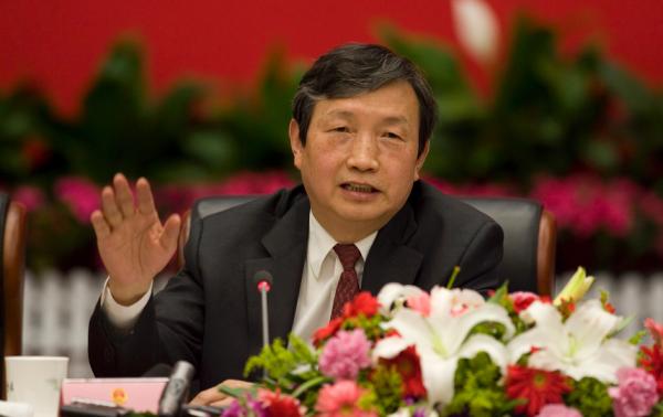 國務院副總理馬凱：推動中國新能源汽車發展再上新臺階