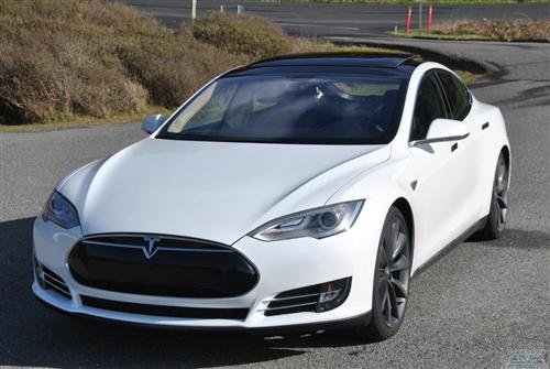 特斯拉吹響新十年升級號角 謀轉(zhuǎn)型可再生能源企業(yè) 特斯拉吹響新十年升級號角 謀轉(zhuǎn)型可再生能源企業(yè)