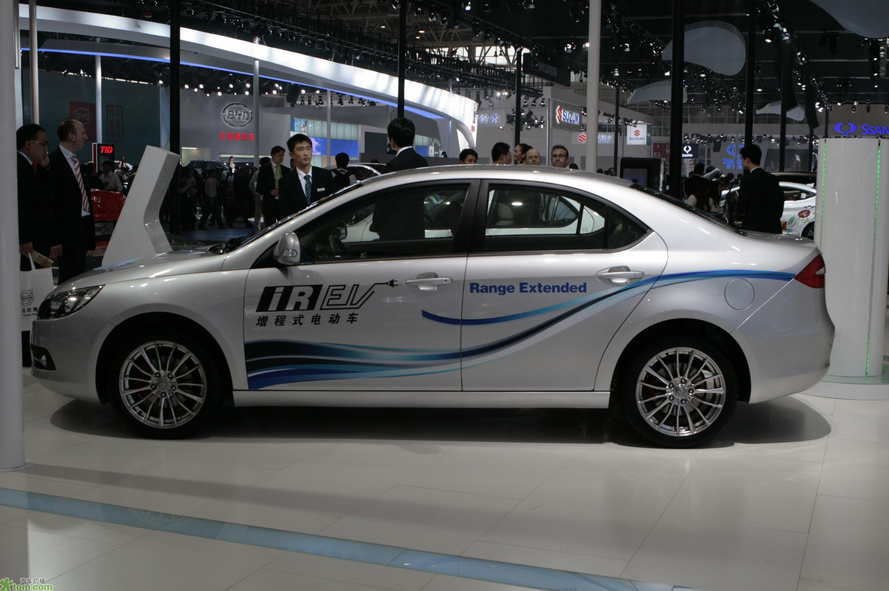 行駛里程之痛:增程技術(shù)為電動汽車權(quán)宜之計? 行駛里程之痛:增程技術(shù)為電動汽車權(quán)宜之計?