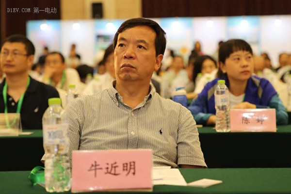 北京上半年累計推廣新能源車總量超6萬輛 單位指標已用完