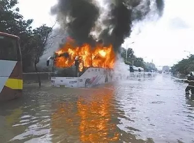 不安全 電動汽車行業可能半途而廢！