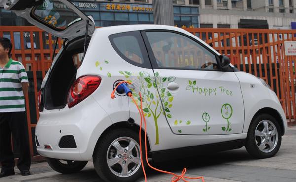 一牌難求催熱租車市場 新能源車打出分時租賃牌