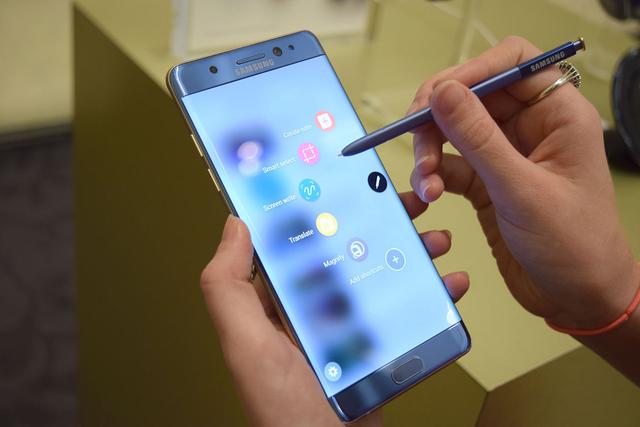 Note 7“電池門”波及中國市場 相比銷量三星更擔心聲譽 Note 7“電池門”波及中國市場 相比銷量三星更擔心聲譽