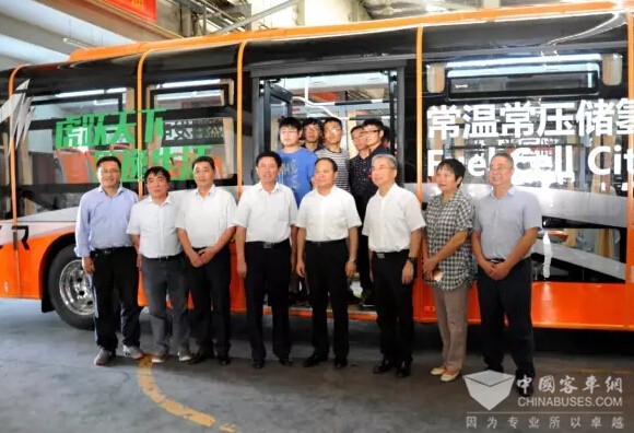 湖北首臺氫燃料電池客車在揚子江研制成功 湖北首臺氫燃料電池客車在揚子江研制成功