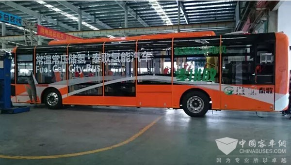 湖北首臺氫燃料電池客車在揚子江研制成功 湖北首臺氫燃料電池客車在揚子江研制成功