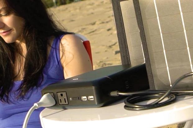 簡直是充電寶中的戰(zhàn)斗機 居然能給筆記本充電