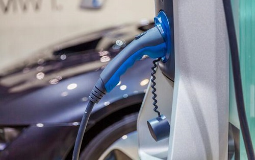 市場熱火不懼補(bǔ)貼退坡 新能源汽車爆將迎爆發(fā)