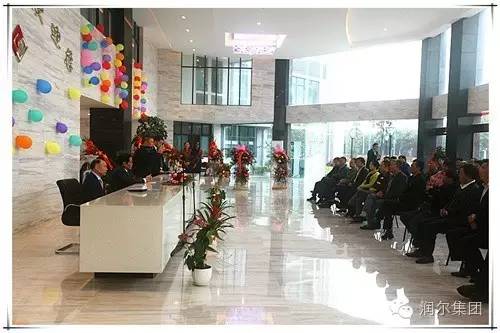 鉛酸電池迎革命 安徽潤爾光電集團納米硅鎂固體電池投產